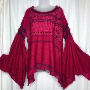 ✨ LAST CHANCE ✨ FREE PEOPLE magenta sweater!